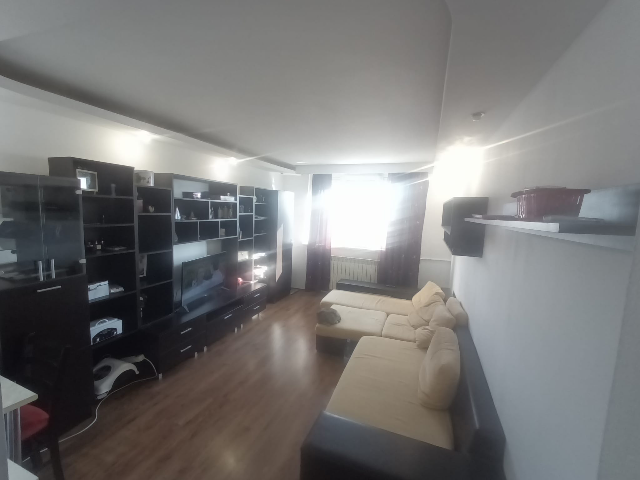 Schimb Apartament 3 cam. dec., Tiglina 2, bloc B5, zona foarte linistita