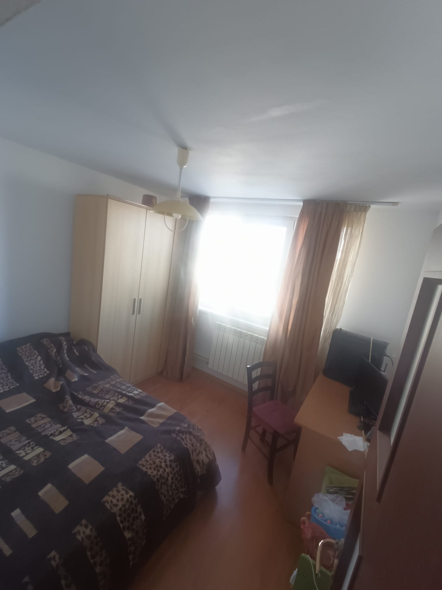 Schimb Apartament 3 cam. dec., Tiglina 2, bloc B5, zona foarte linistita